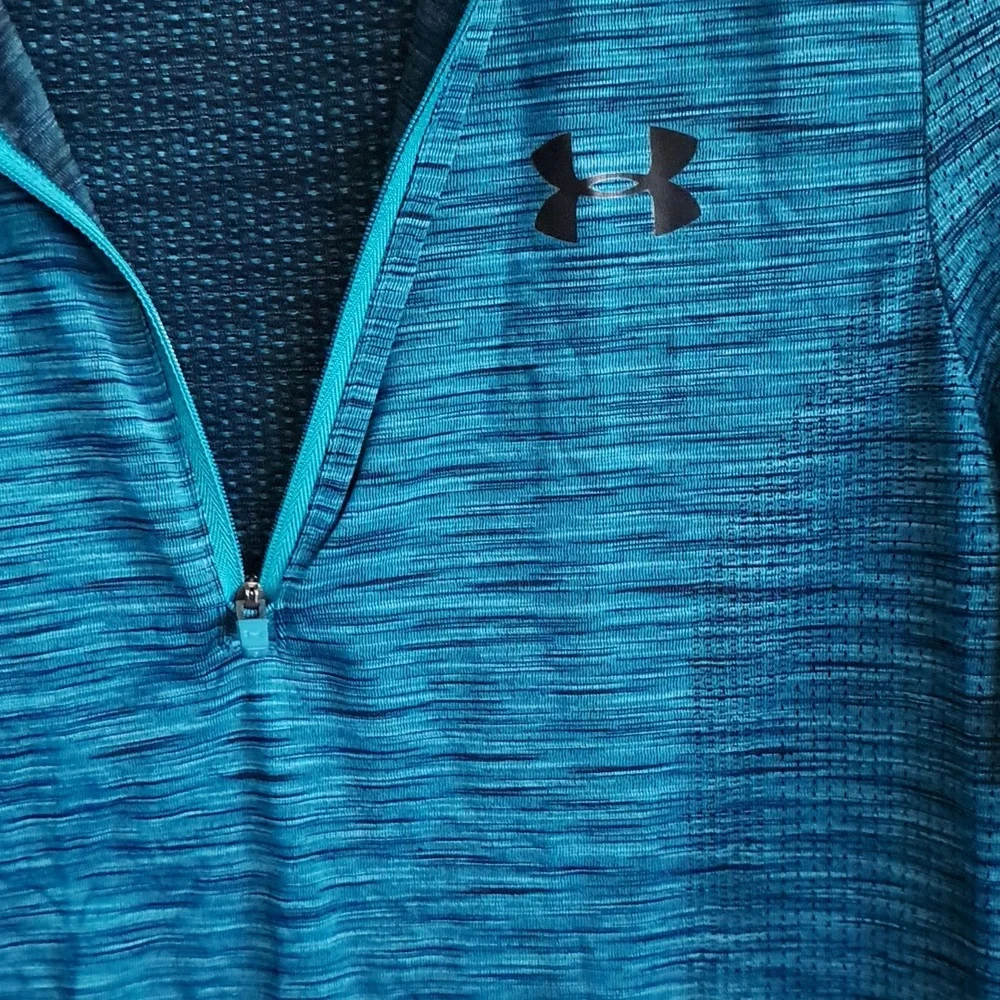 Under Armour Womens Small Green/blue Quarter Zip Light Weight Pull Over. - Picture 3 of 5